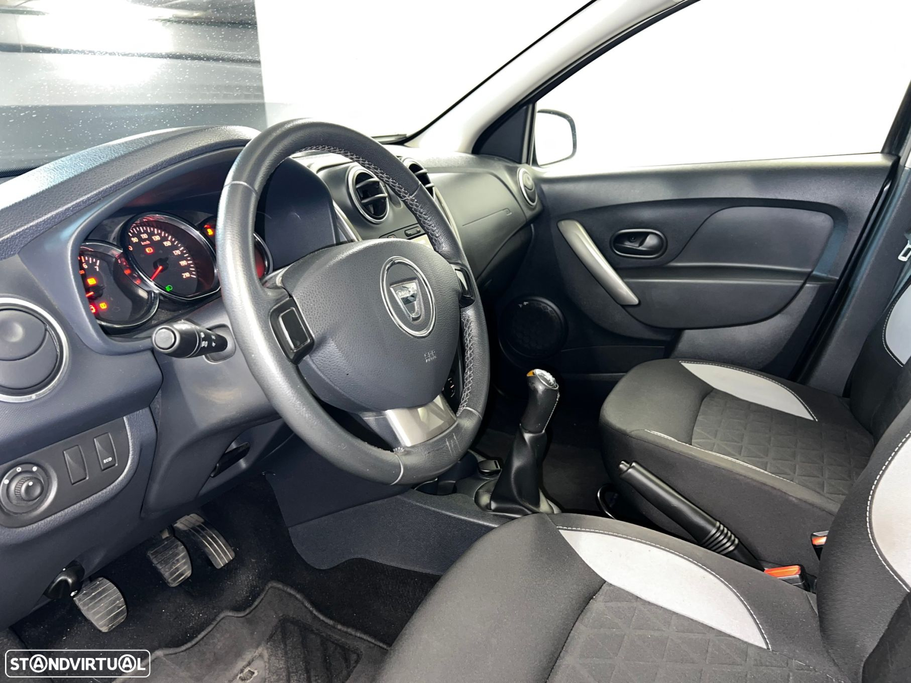 Dacia Sandero 1.5 dCi Comfort - 5