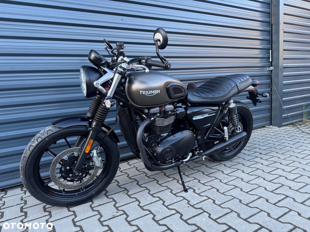 Triumph Street Twin - 4