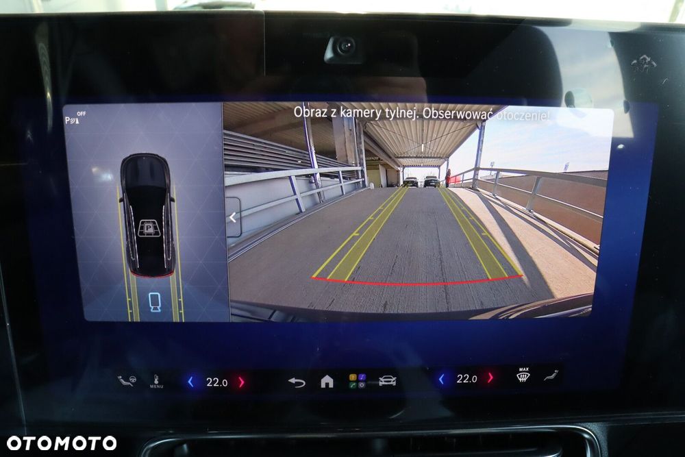 Mercedes-Benz GLB - 12