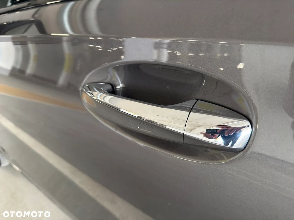 Mercedes-Benz Klasa A 250 4-Matic Progressive 7G-DCT - 26