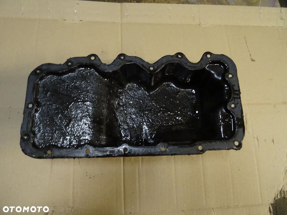 FORD MAVERICK 2,0 124KM MISKA OLEJOWA CZESCI ROZNE