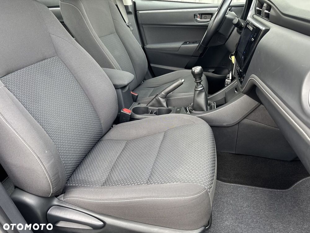 Toyota Corolla 1.6 Comfort - 7