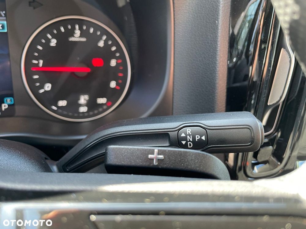 Mercedes-Benz Vito - 17