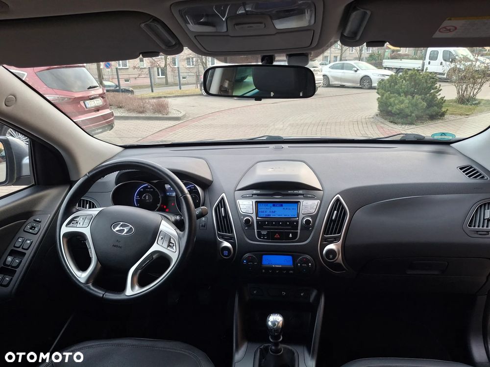 Hyundai ix35 2.0 CRDi 4WD Premium - 17