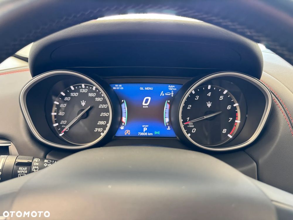 Maserati Levante S - 25