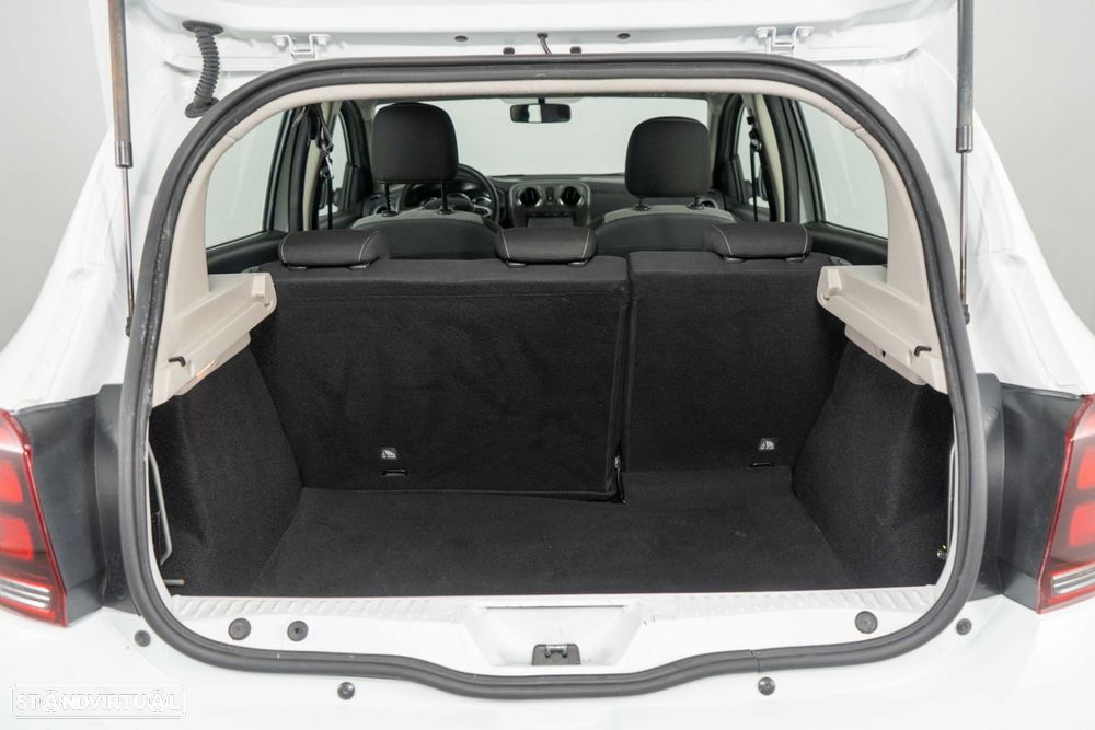 Dacia Sandero 0.9 TCe Stepway - 15