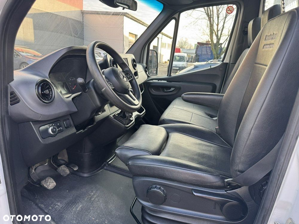 Mercedes-Benz Sprinter - 10