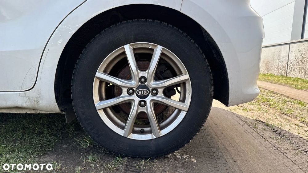 Kia Rio 1.2 Dream Team Edition - 22