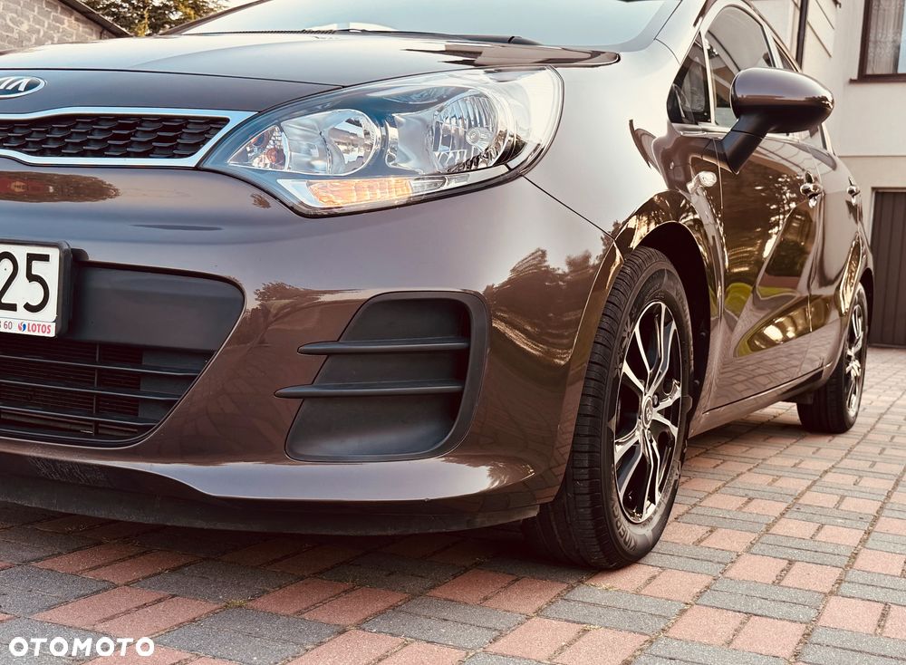 Kia Rio 1.2 L - 13