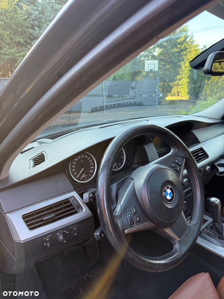 BMW Seria 5 - 27