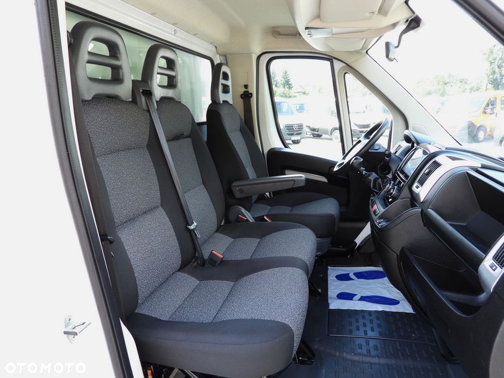 Fiat DUCATO WINDA 8 PALET TEMPOMAT NAWIGACJA LEDY KLIMATYZACJA  130KM - 41