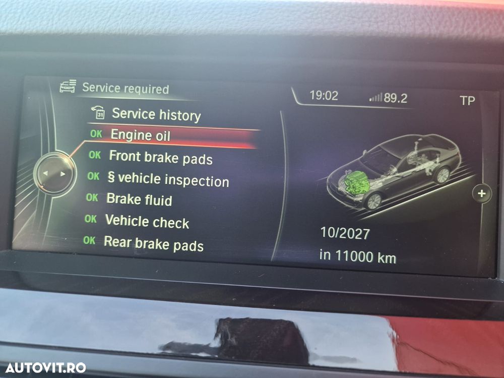 BMW Seria 5 525d xDrive - 13