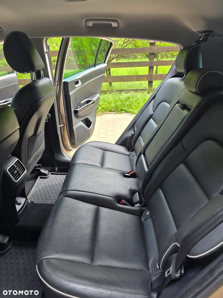 Kia Sportage 1.6 GDI L 2WD - 24