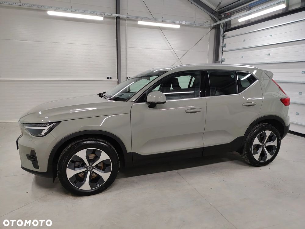 Volvo XC 40 B4 Plus Dark - 7