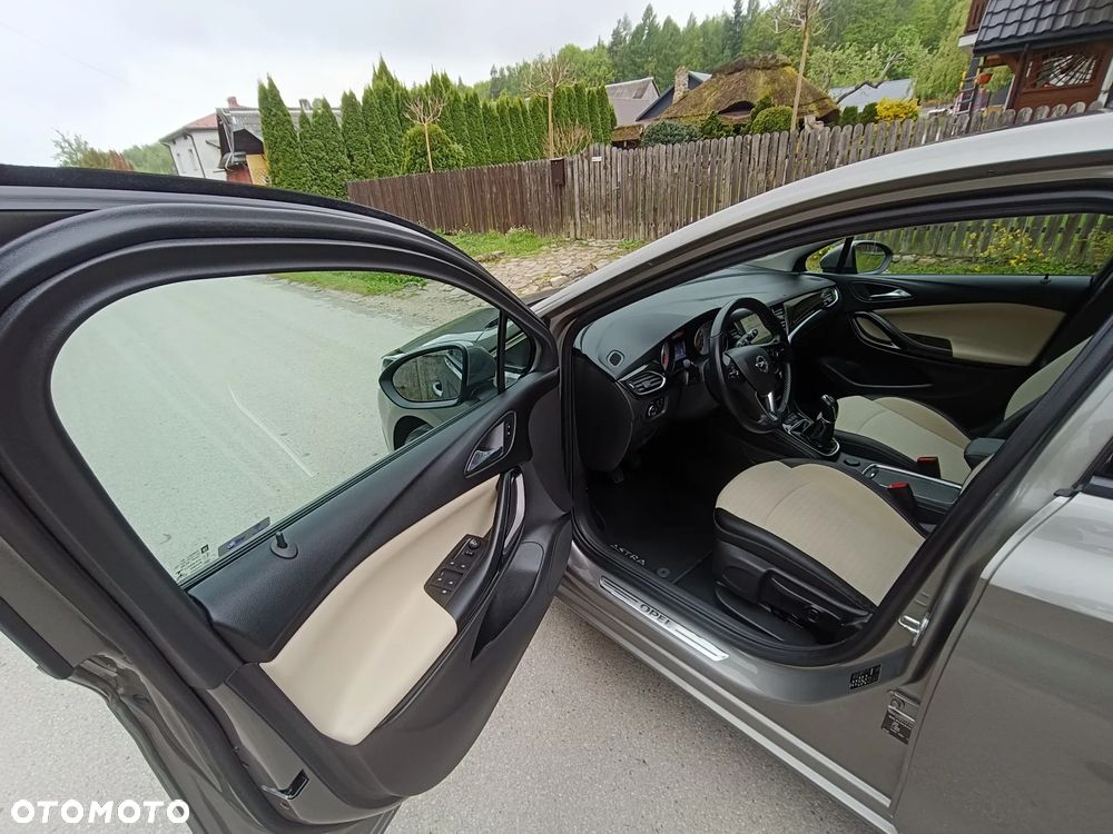 Opel Astra 1.4 Turbo Business - 14
