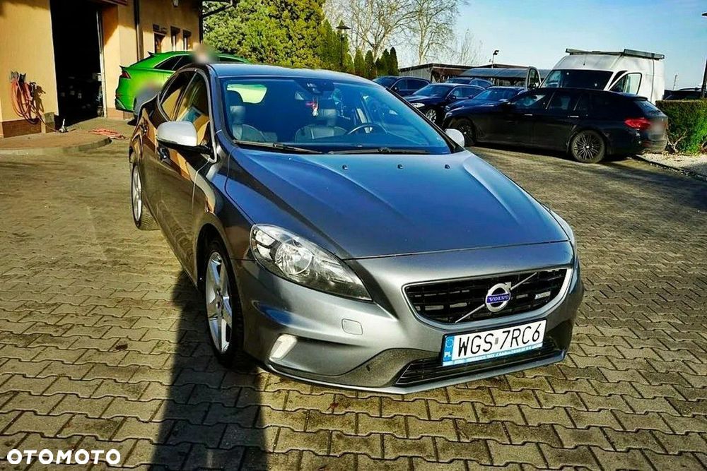 Volvo V40 D2 Base - 4