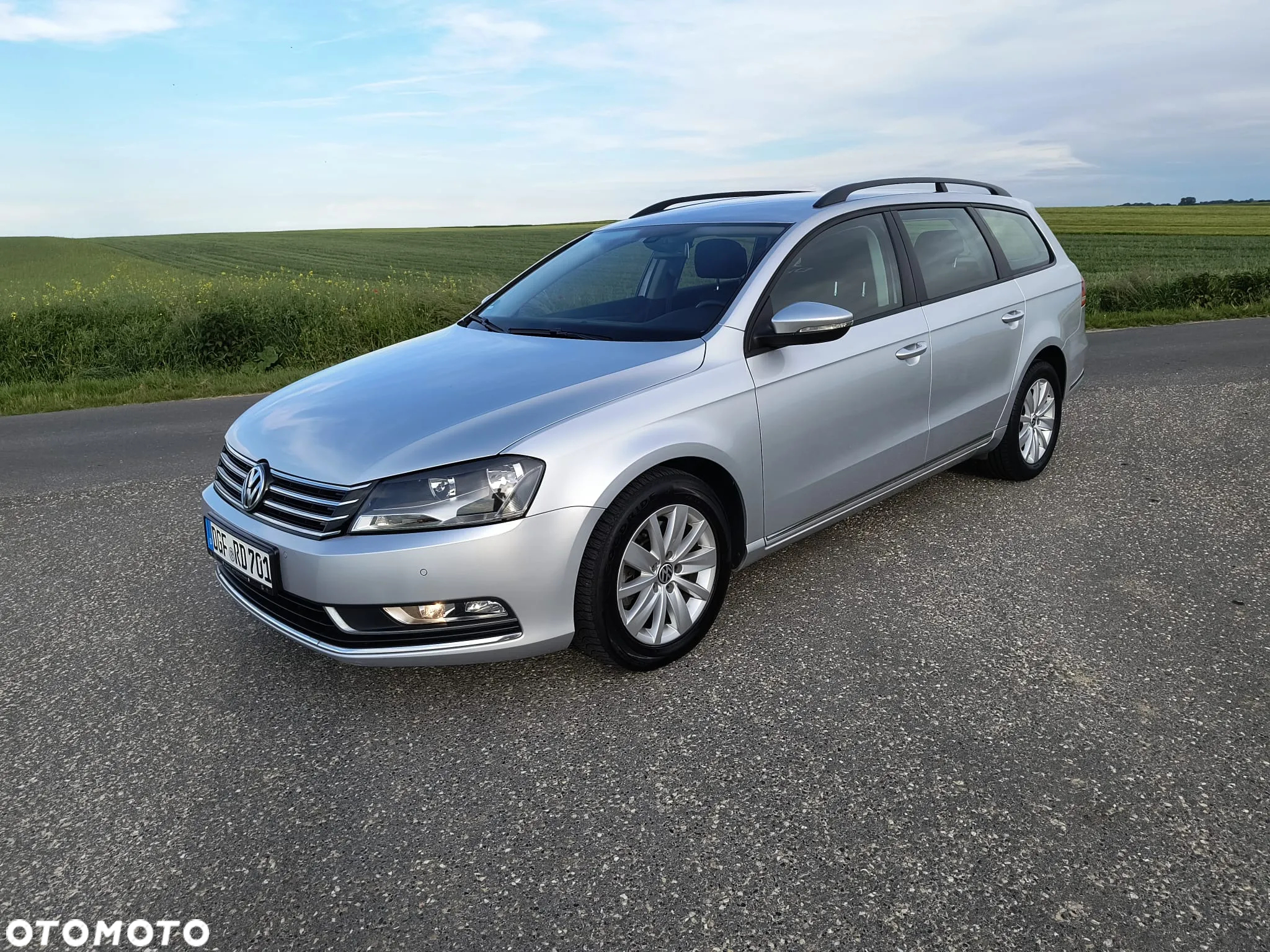 Volkswagen Passat 2.0 TDI Comfortline - 8