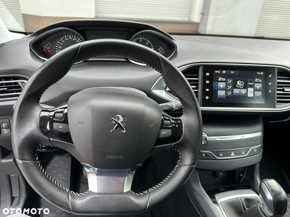 Peugeot 308 HDi FAP 90 Active - 11