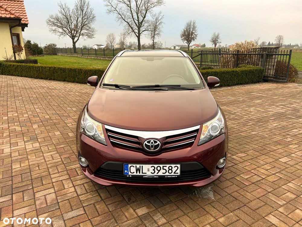 Toyota Avensis 1.8 Sol NAVI - 6