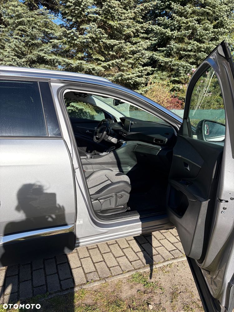 Peugeot 5008 1.2 PureTech Allure S&S EAT6 - 7