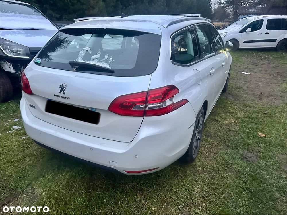 Peugeot 308 PureTech 130 GPF Stop & Start Allure Pack - 5