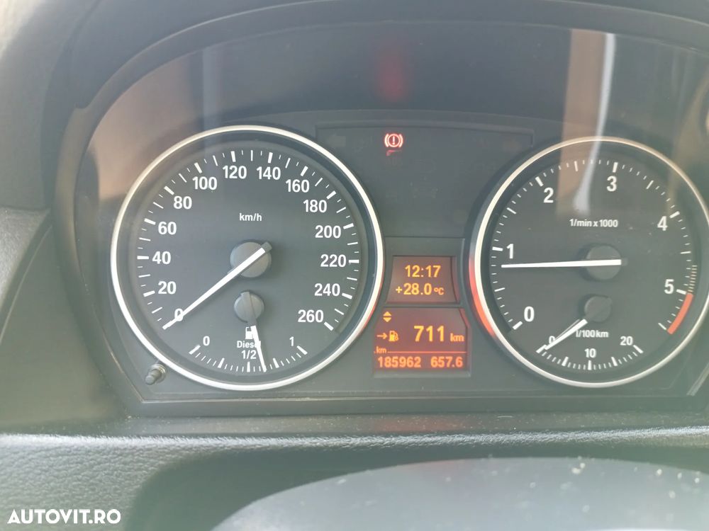 BMW X1 xDrive18d - 8
