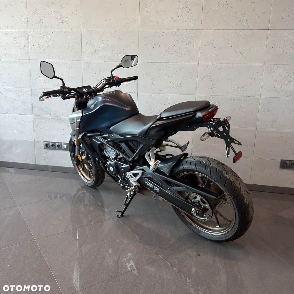 Honda CB - 9