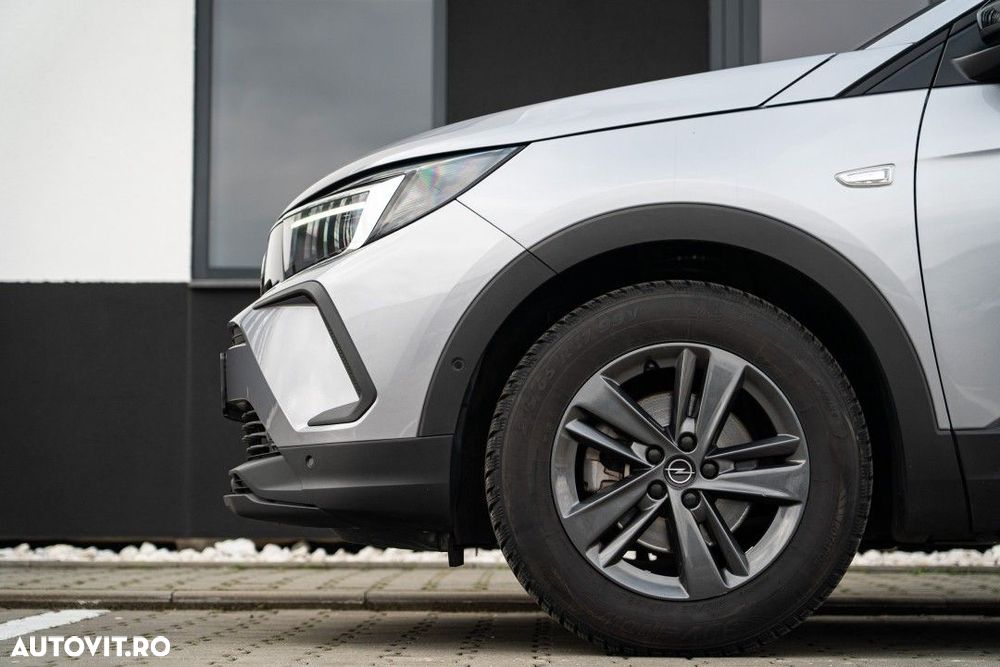 Opel Grandland 1.2 Turbo START/STOP AT8 Business Edition - 8