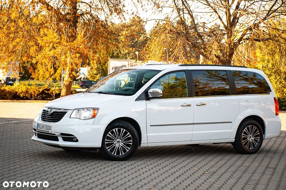 Lancia Voyager 2.8CRD S - 34