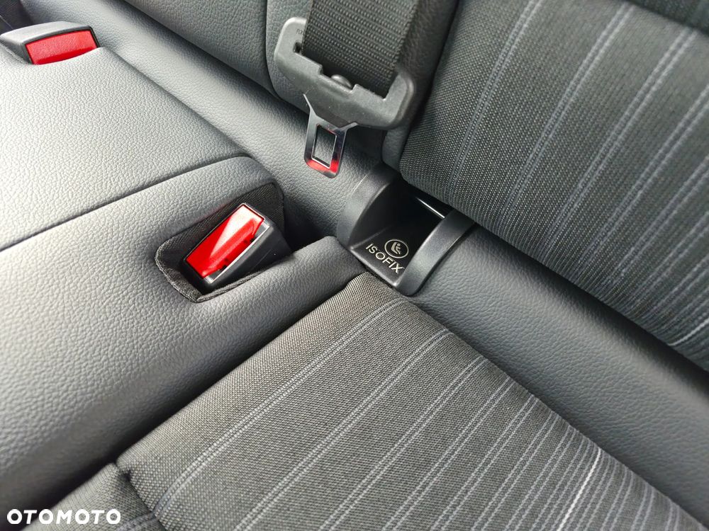 Mercedes-Benz Klasa B 180 BlueEFFICIENCY Edition Style - 18