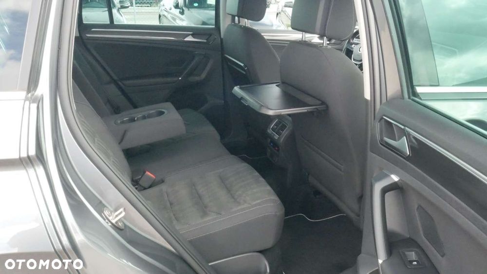 Volkswagen Tiguan - 14