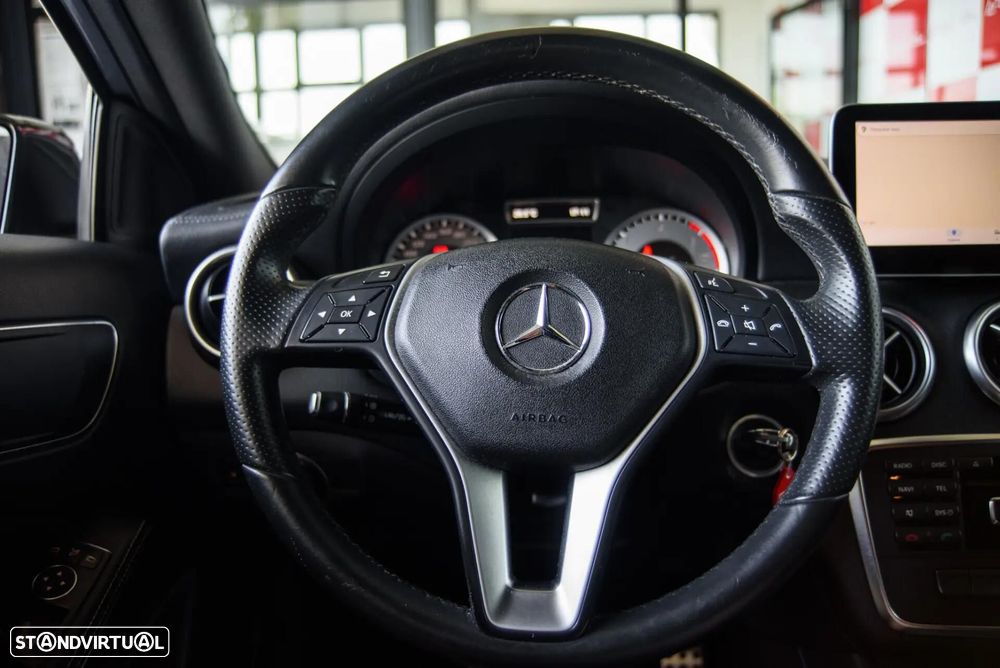 Mercedes-Benz A 200 CDI (BlueEFFICIENCY) Urban - 32