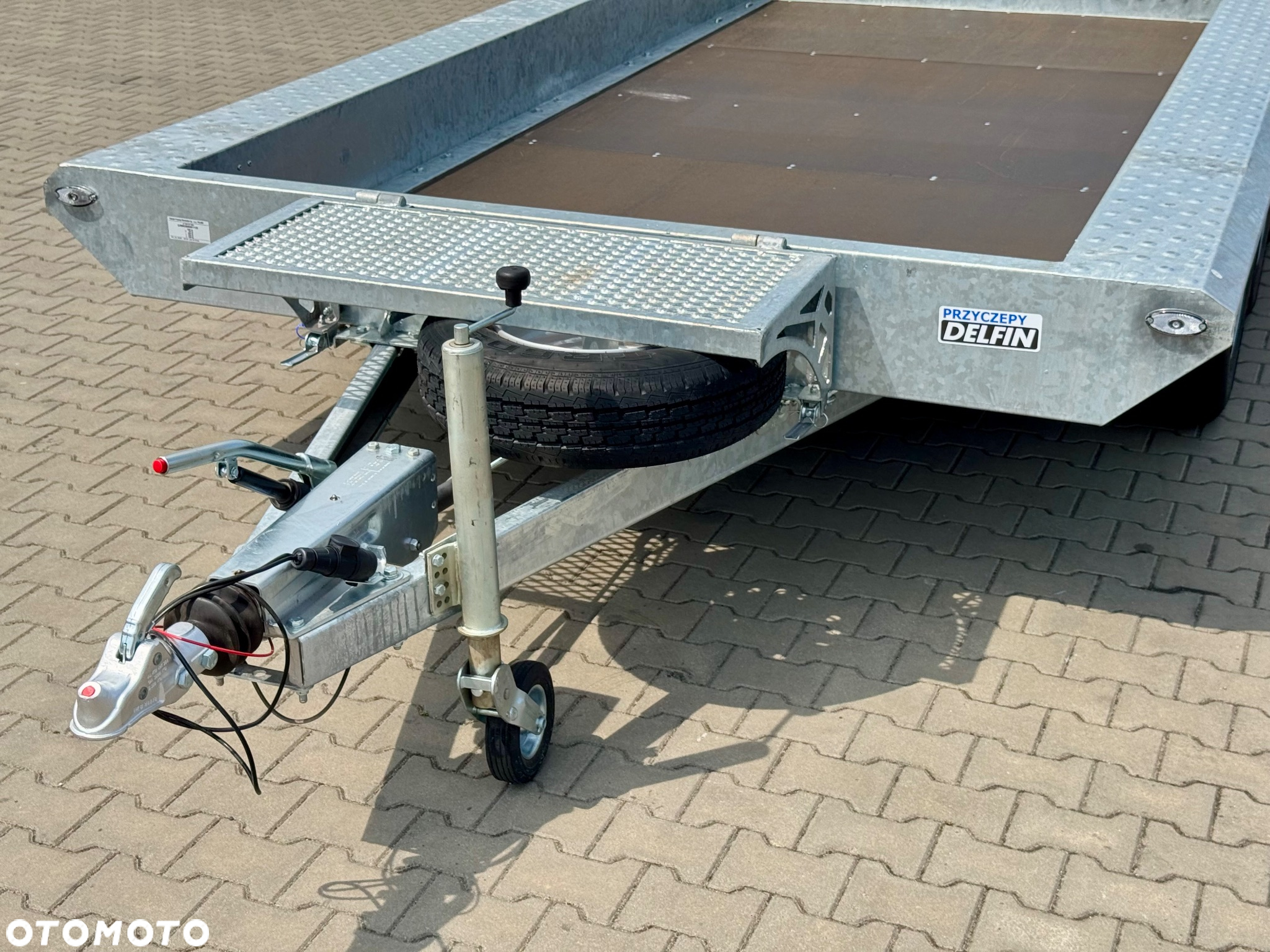 Niewiadów KN401835T - 400 x 185 cm | 2570kg ładowności | trap stalowy | 3-osiowa budowlanka - 22