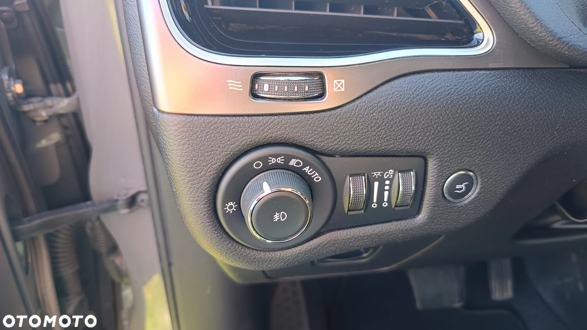 Jeep Cherokee 3.2 V6 Active Drive I Limited - 29