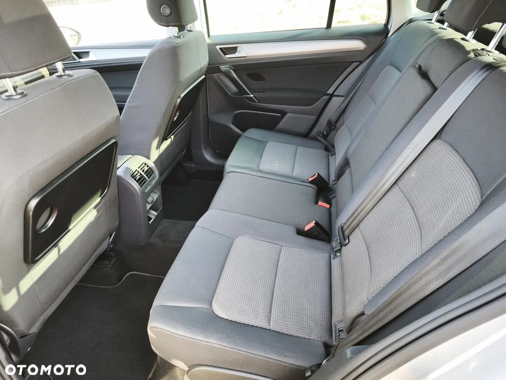 Volkswagen Golf Sportsvan - 17