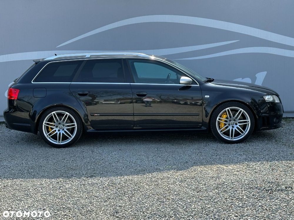 Audi RS4 Avant Avant - 18