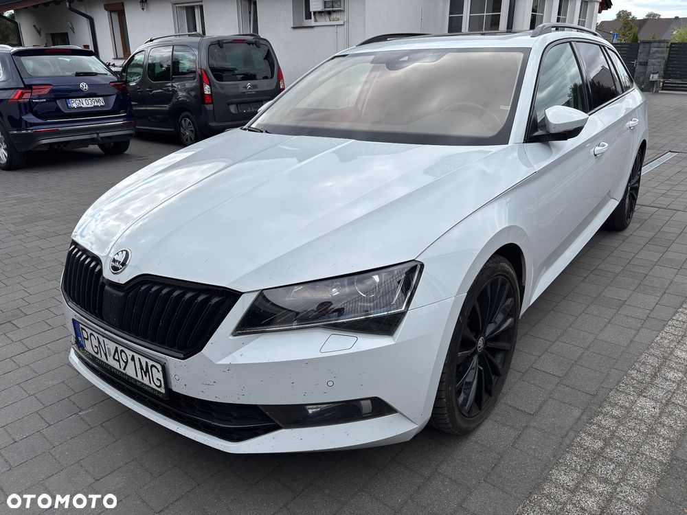Skoda Superb 2.0 TDI DSG Style - 32