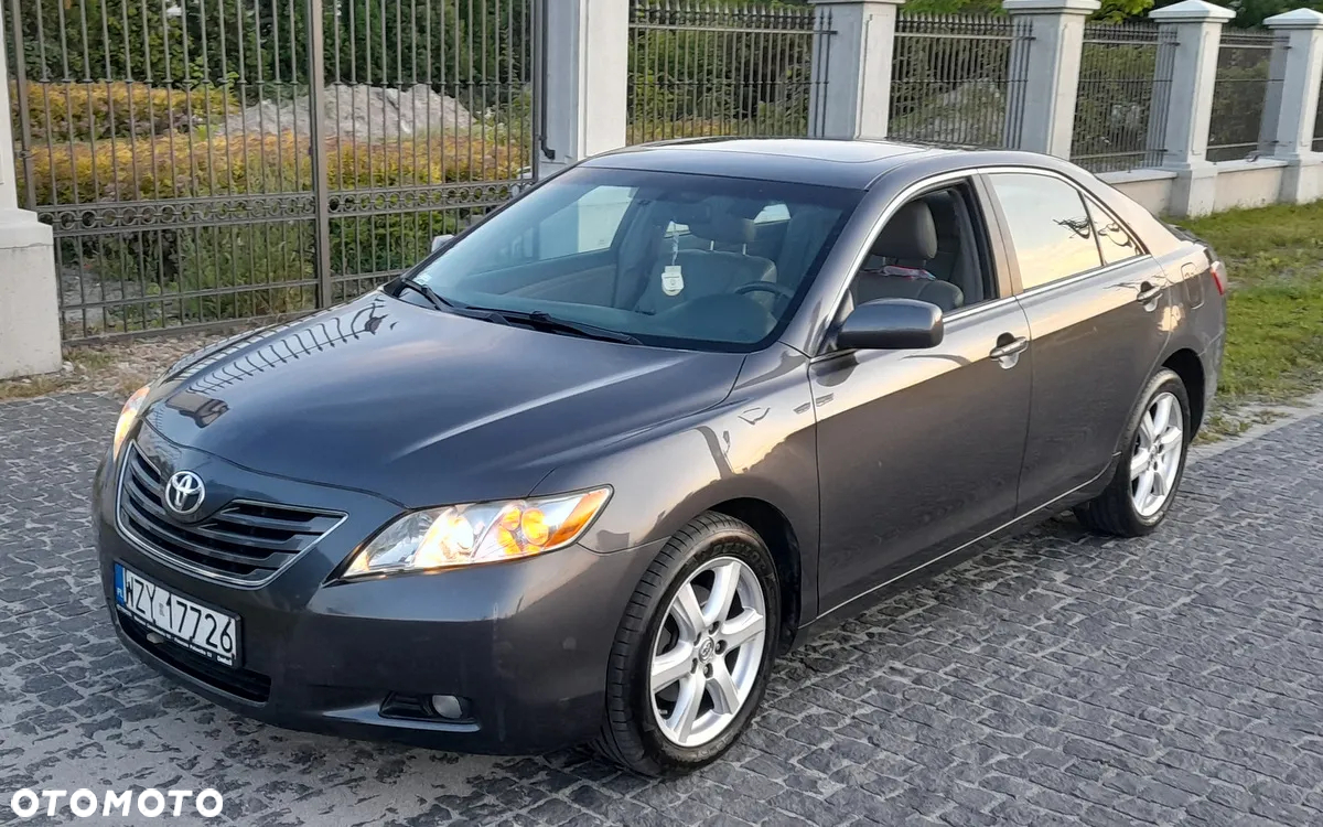 Toyota Camry 3.5 V6 SE - 7