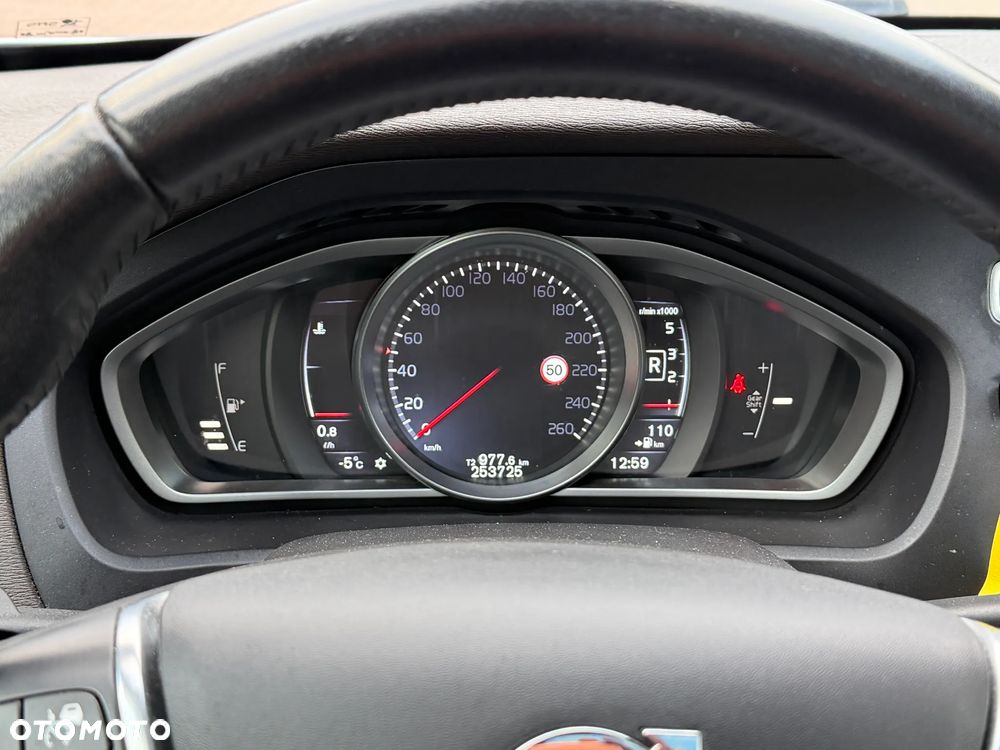 Volvo V40 D2 Inscription - 22