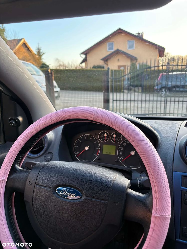 Ford Fiesta 1.4 - 6
