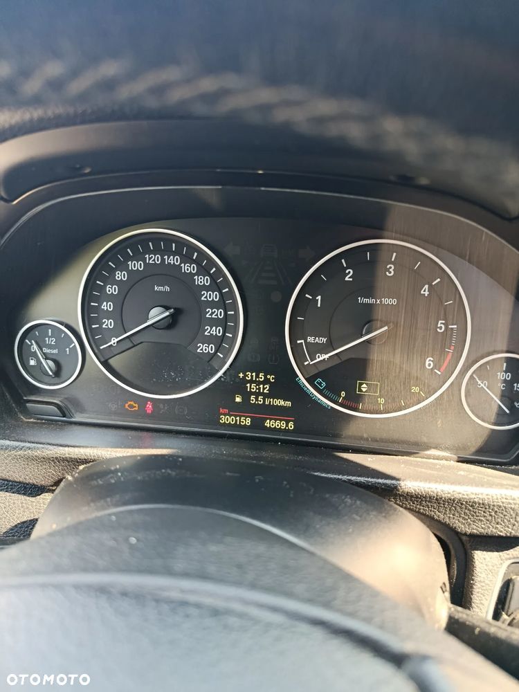 BMW Seria 3 318d - 3