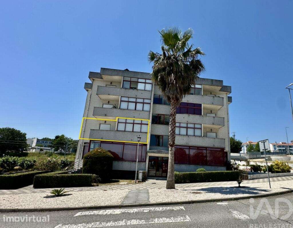 Apartamento em Nelas - Grande imagem: 2/34