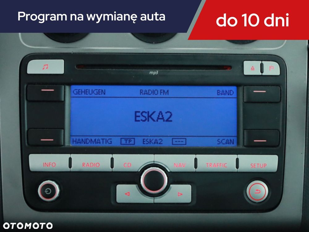 Volkswagen Touran - 14
