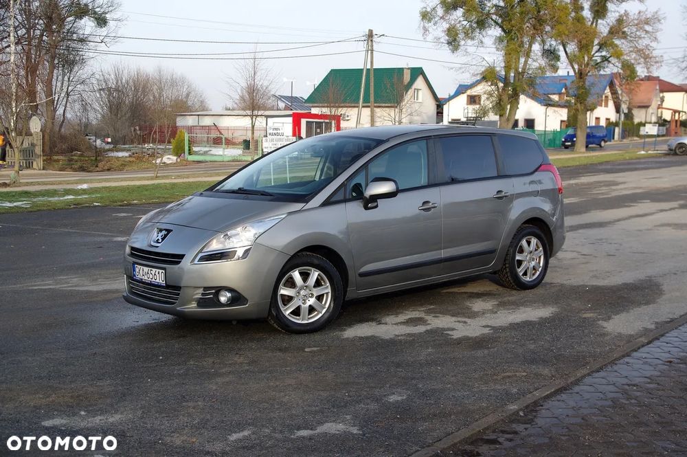 Peugeot 5008 - 12
