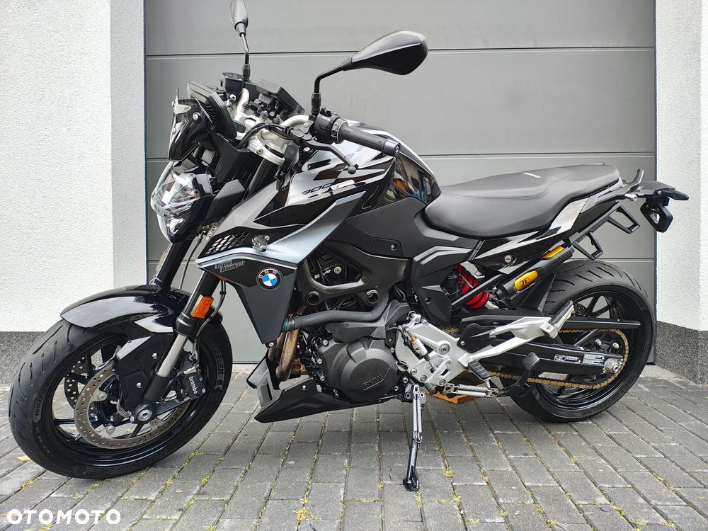 BMW F - 1