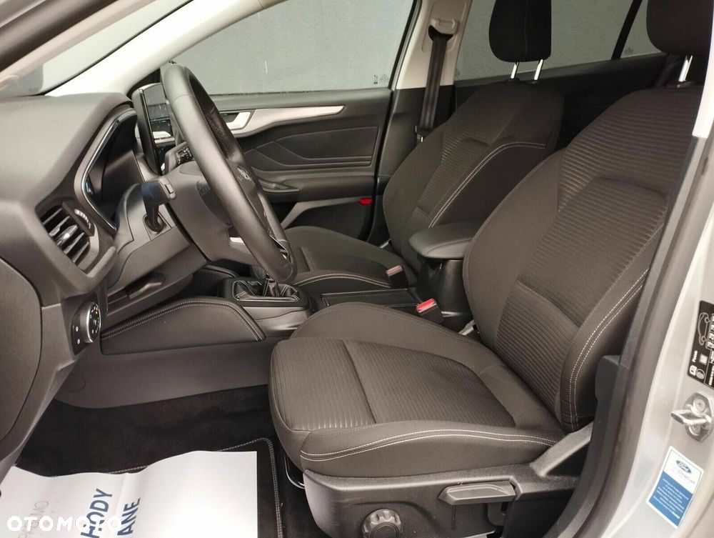 Ford Focus 1.0 EcoBoost mHEV Titanium X - 12