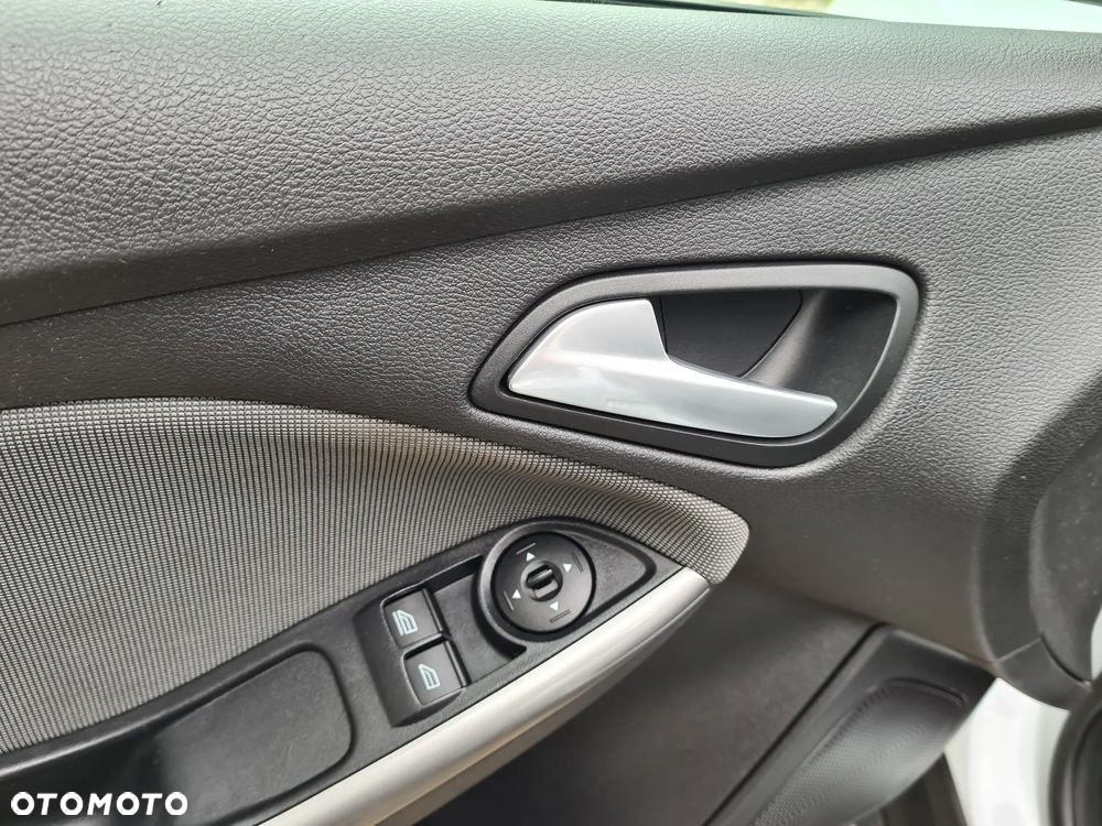 Ford Focus - 14