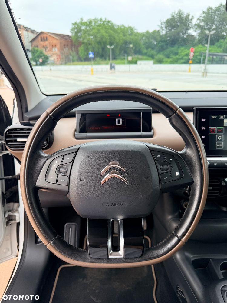 Citroën C4 Cactus 1.2 PureTech Shine Edition S&S - 10