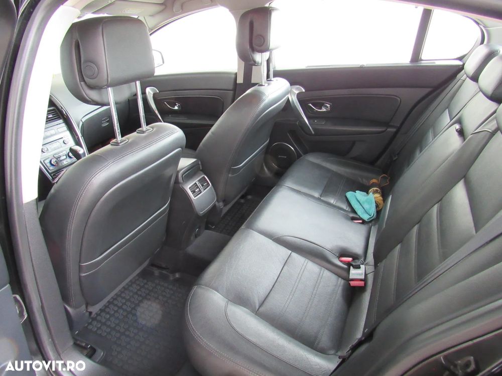 Renault Latitude - 7