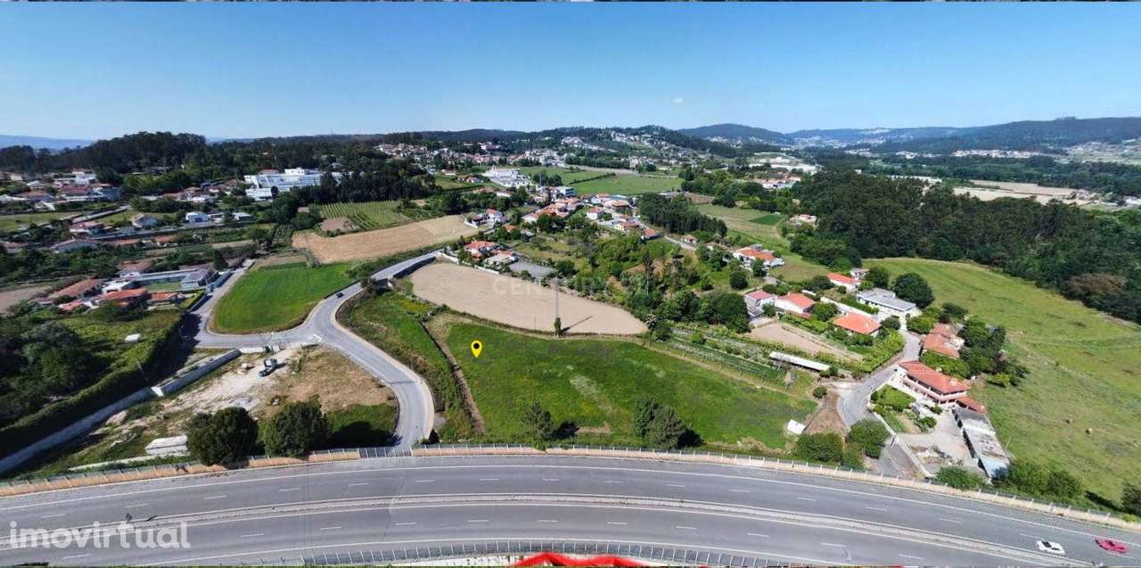 Lote de terreno com 915 m2 (2), para construção de moradia de 2 pisos - Grande imagem: 5/7